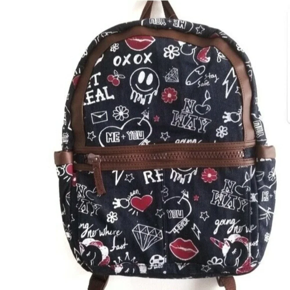 Brand NEW T-Shirt & Jeans Graffiti Denim Large Dome Backpack - Picture 4 of 4